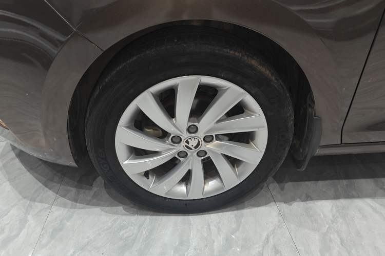 Used Skoda Rapid 2018 1.6L Automatic Comfort Edition
