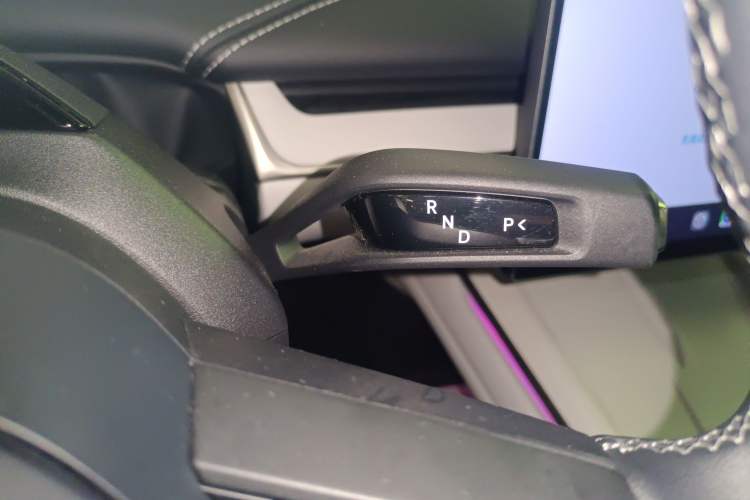 Used Xiaomi Auto SU7 2024 Rear-Drive Long-Range Intelligent Driving Version
