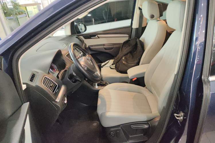 Used Volkswagen Sharan 2013 2.0 TSI Comfort Model