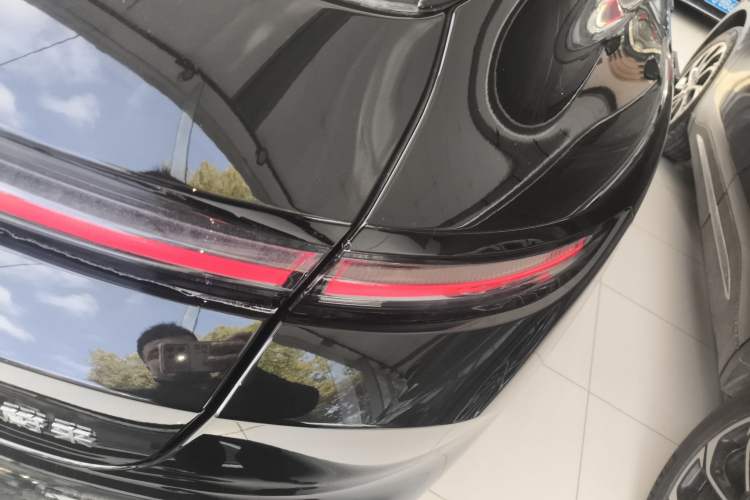 Used Nio ET5T 2025 Model Shadow Package Limited Edition, 75kWh Touring