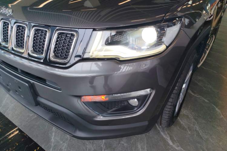 Used Jeep Compass 2019 200T Automatic Family Edition - Connected Large Screen Version