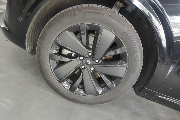 Used Li Auto L6 2025 Pro Smart Refresh Edition
