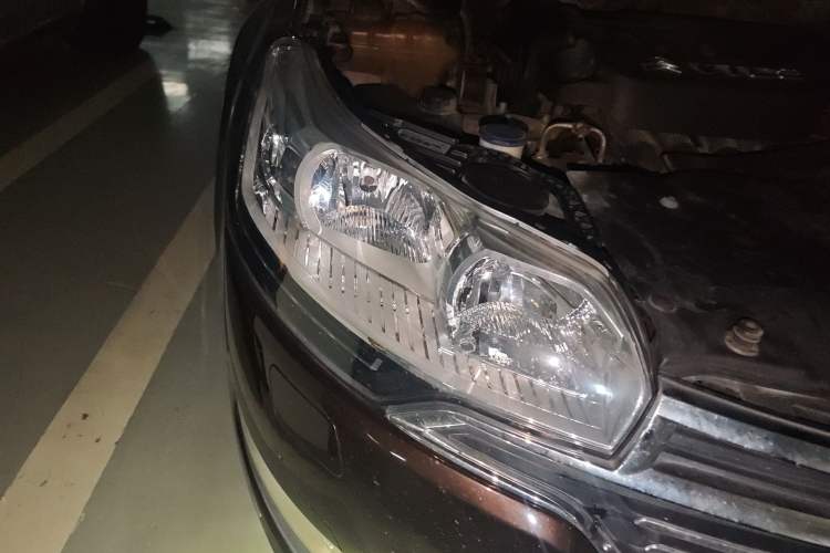 Used Citroen C5 2013 2.3L Automatic Zunyu Model