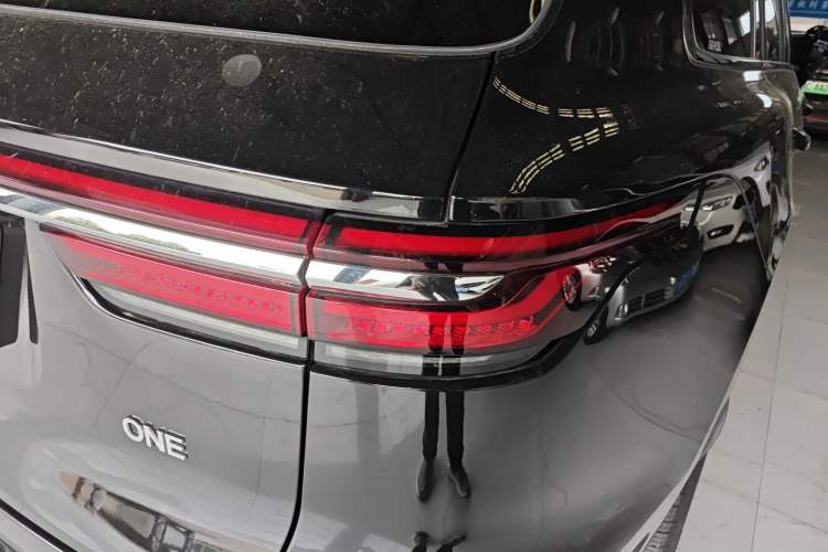 Used Li Auto ONE 2021 Extended-Range 6-Seater Version Right Rear Taillight