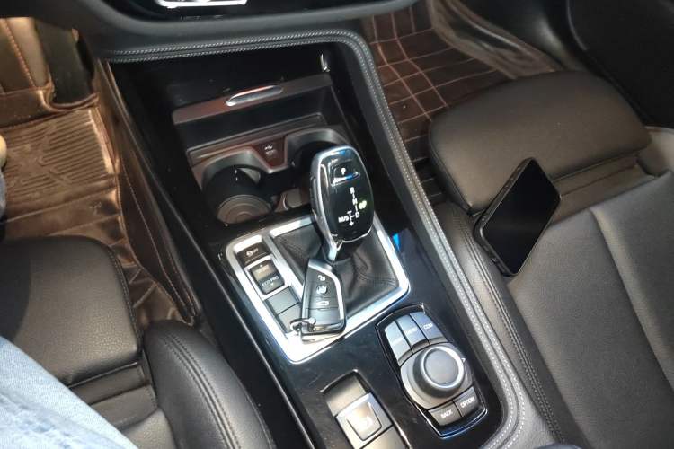 Used BMW 1 Series 2020 125i Leading Model M Sport Package Gear Lever