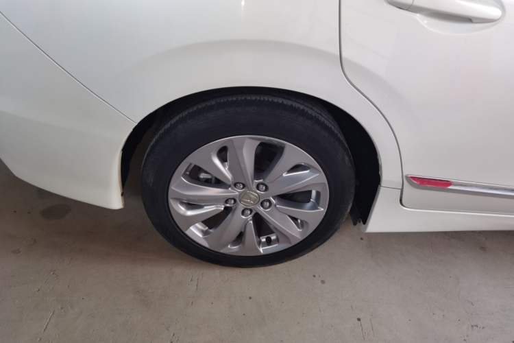 Used Honda Jade 2017 1.8L automatic Comfort version 5 seats
