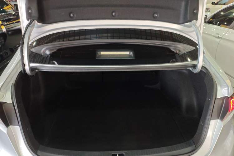 Used Toyota Levin 2019 185T CVT Luxury Edition China VI Standard