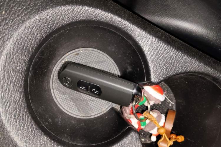 Used Mazda 3 Axela 2017 Hatchback 1.5L Automatic Comfort Model Emission Standard China V