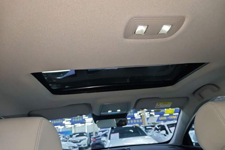 Used BYD Seal 05 DM-i 2025 DM-i Intelligent Drive 120KM Flagship Model Headliner