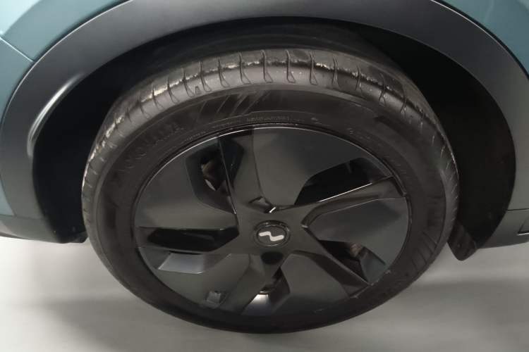 Used ONVO L60 2024 60 kWh Rear-Drive Version