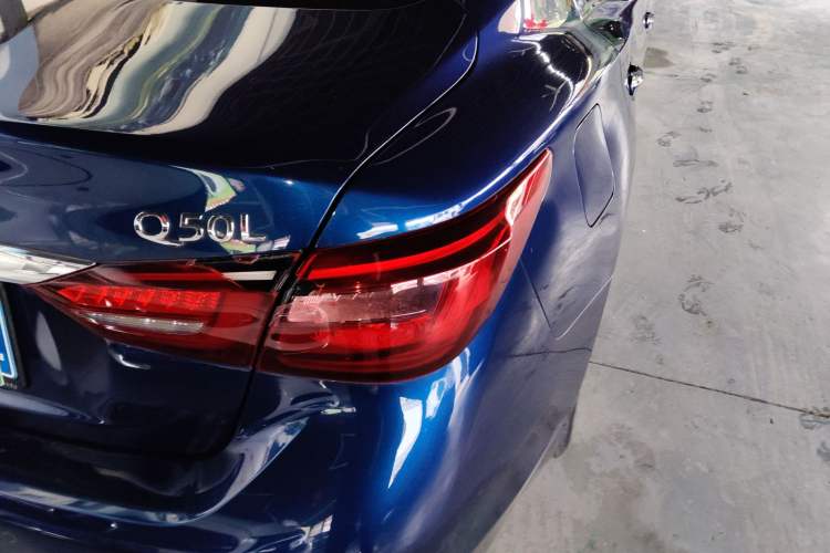 Used Infiniti Q50L 2021 2.0T Enjoyment Edition
