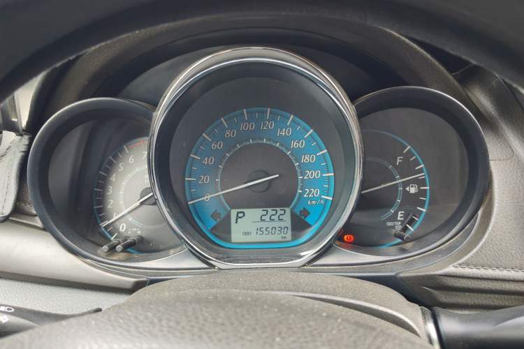 Used Toyota YARiS L Zhi Xuan 2015 1.5E Automatic Charm Edition