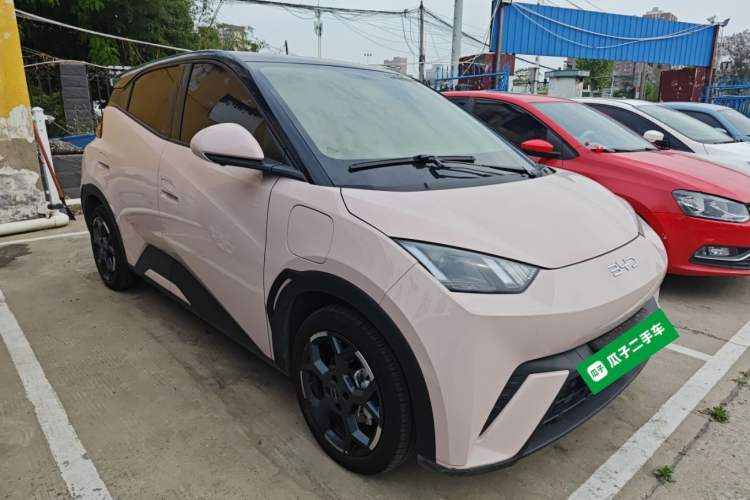 Used BYD Seagull 2024 Honor Edition 305km Freedom Version Front Right 45 Deg