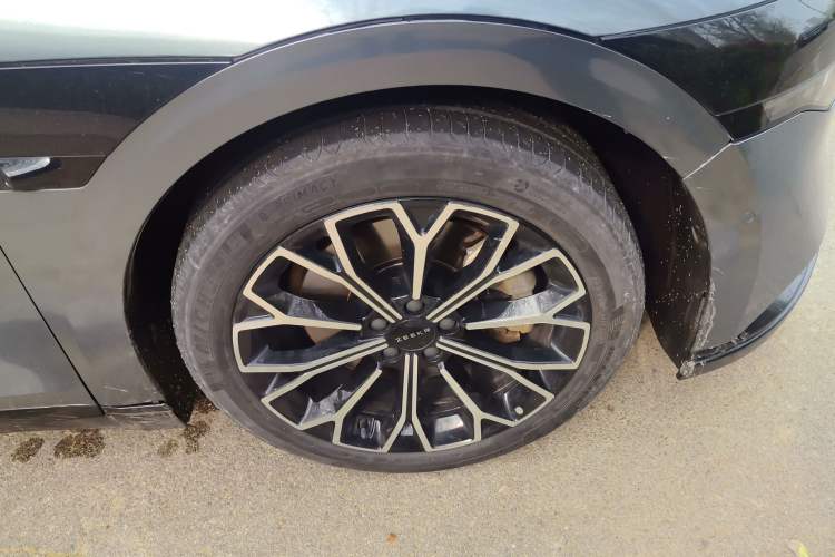 Used Zeekr 007 2024 Rear-Drive Intelligent Driving Version 100 kWh Right Front Wheel Hub