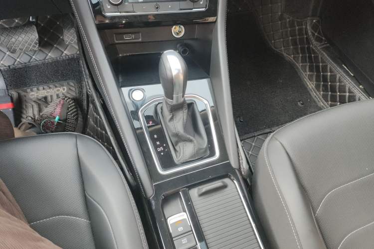 Used Jetta VS5 2022 280TSI Automatic Glory Edition
