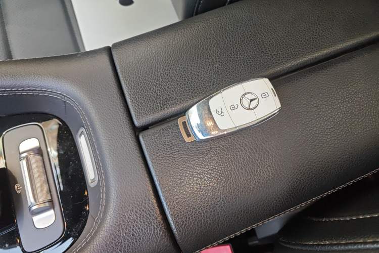 Used Mercedes-Benz GLE Coupe 2020 GLE 450 4MATIC Coupe SUV Fashion Model