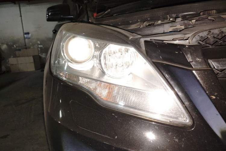 Used Mercedes-Benz R-Class 2014 R 320 4MATIC Business Model