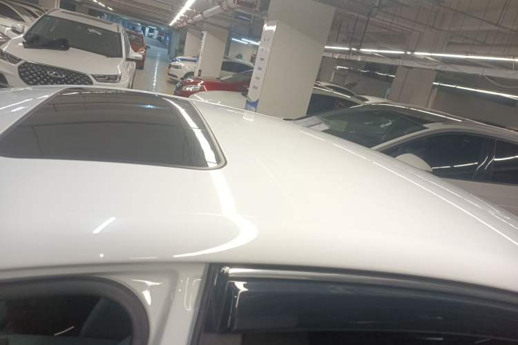 Used Roewe D6 2025 450km Deluxe Edition
