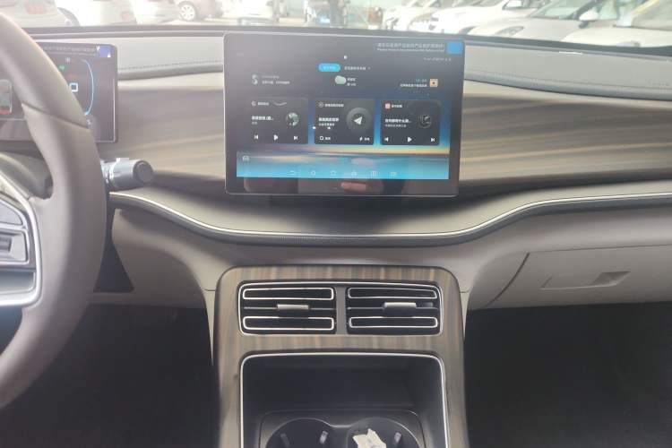 Used BYD Qin PLUS 2024 Honor Edition EV 510KM Leading Model