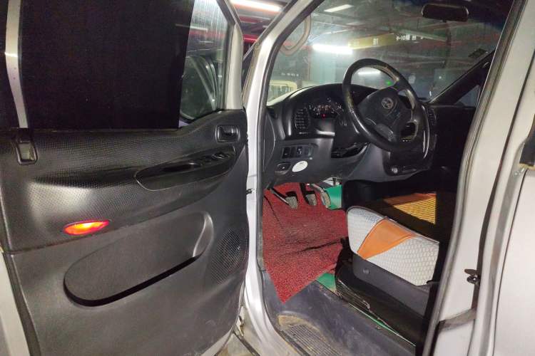 Used JAC Refine M5 2012 1.9T Diesel Manual Business Edition