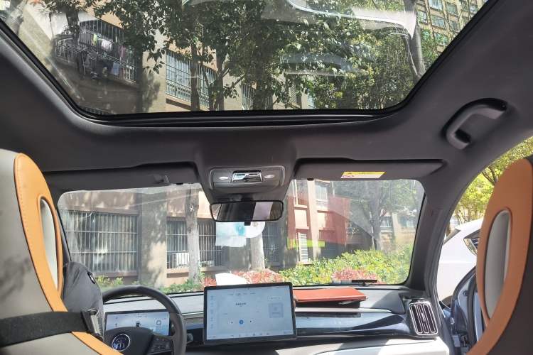 Used BYD Song Pro New Energy 2023 Champion Edition DM-i 110KM Beyond Model Headliner