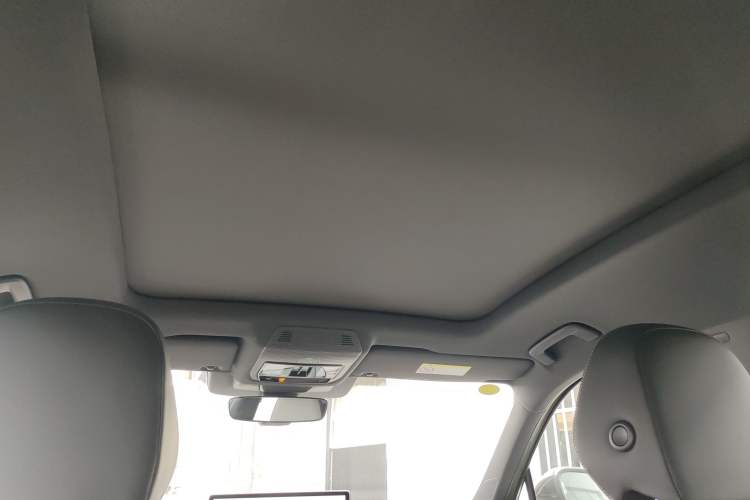 Used Volkswagen Tayron 2025 Tiguan L 380TSI 4Motion Luxury Easy Package