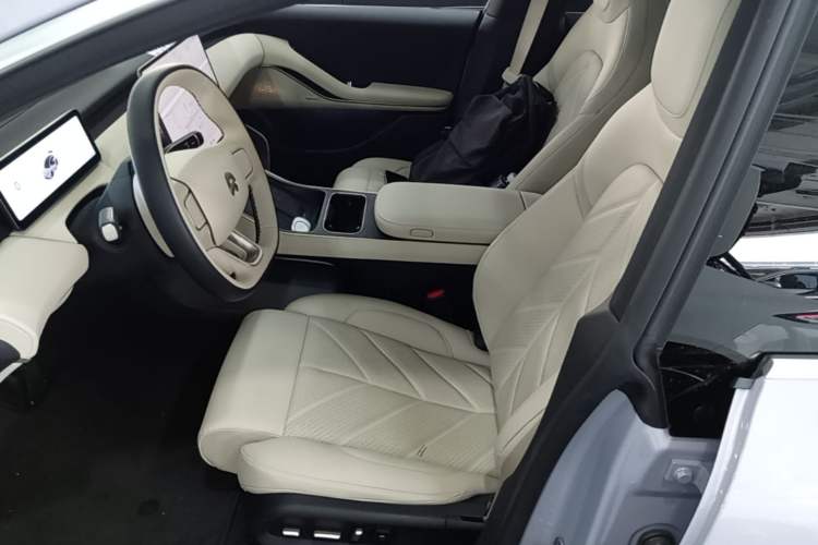 Used Nio ET5 2025 75 kWh