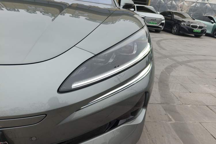 Used Denza Z9GT 2024 1100 Four-Wheel Drive Max Edition Left Front Headlight