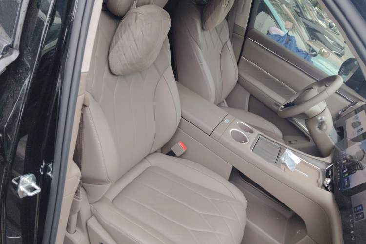 Used Hima AITO M8 2025 Model, Pure Electric Max+ Six-Seat Long-Range Version