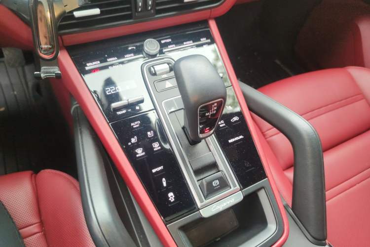 Used Porsche Cayenne 2019 Cayenne 3.0T Gear Lever