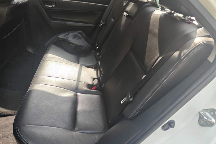 Used Toyota Corolla 2014 1.6L CVT GL-i Leather Edition
