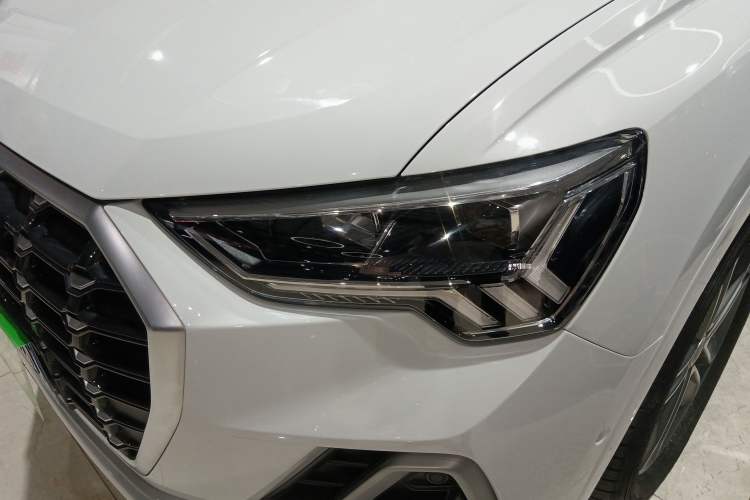 Used Audi Q3 2022 40 TFSI Fashion Dynamic Model