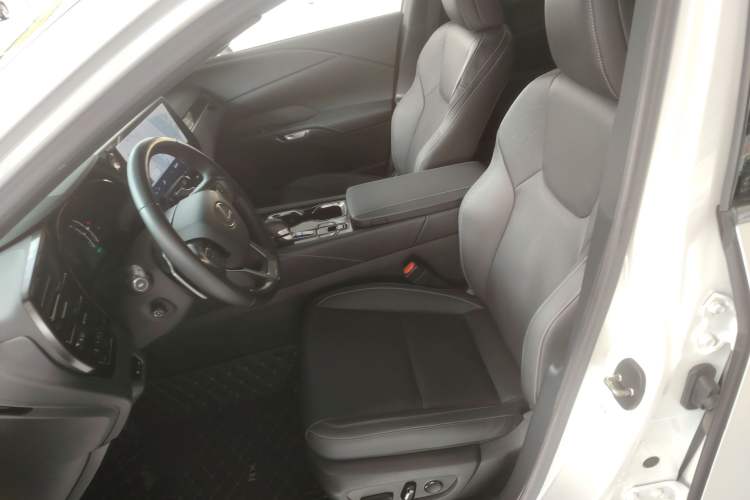 Used Lexus RX 2023 350h Two-Wheel Drive Comfort Edition