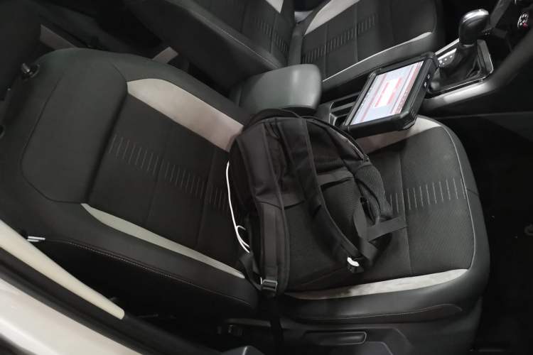 Used Volkswagen T-ROC 2018 280TSI DSG Two-Wheel Drive Advanced Version China V Emission Standard