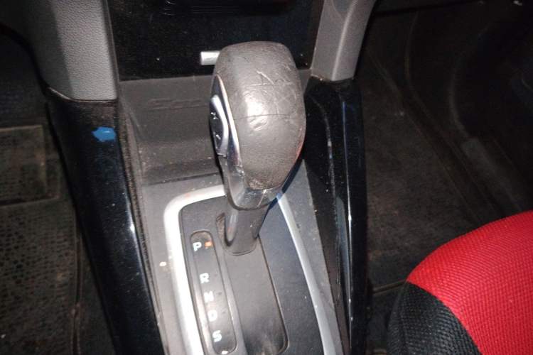 Used Ford EcoSport 2013 1.5L Automatic Prestige Model Gear Lever