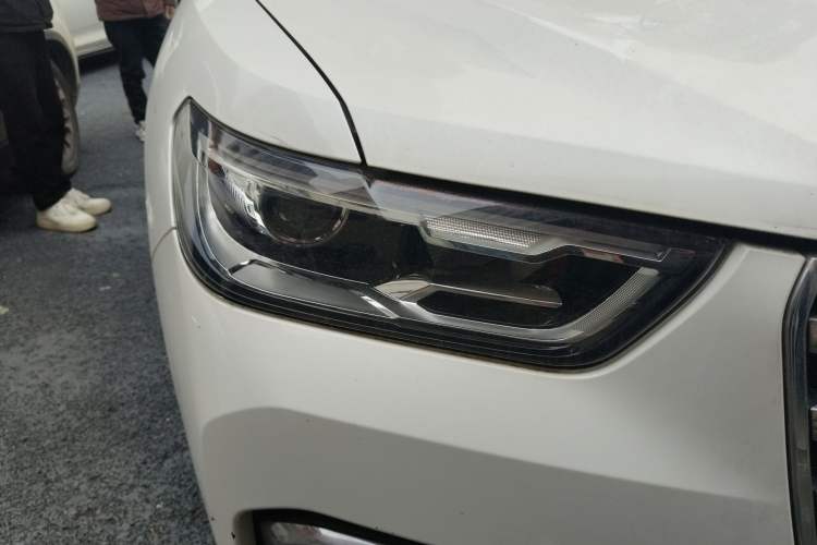 Used Haval H4 2019 1.5 GDIT DCT Elite Smart Connect Version China V Standard Right Front Headlight