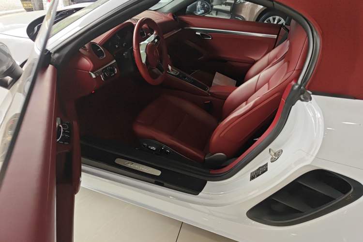 Used Porsche 718 2020 Boxster 2.0T
