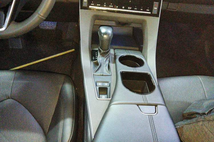 Used Toyota Avalon 2019 2.0L Luxury Edition China VI Standard