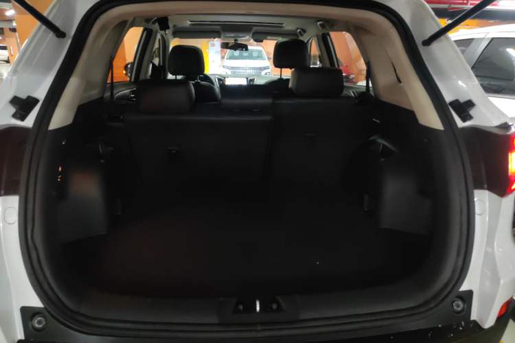 Used Changan CS75 2015 1.8T Automatic 4x4 Prestige Model China IV Standard
