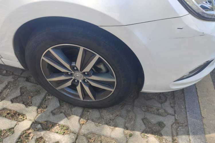 Used CHANGAN Eado New Energy 2018 1.0T PHEV Navigation Model Right Front Wheel Hub