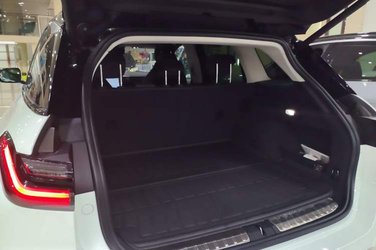 Used Nio ES6 2020 420 km Sport Edition Trunk