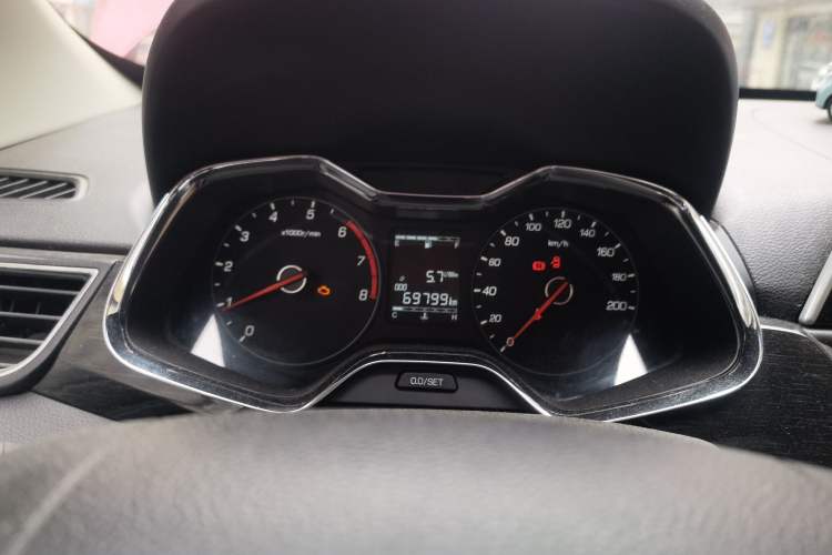 Used Baojun 310 2016 1.2L Manual Luxury Model Instrument Cluster