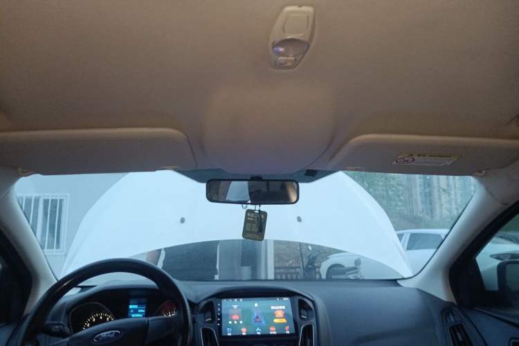 Used Ford Focus 2015 Hatchback 1.6L Automatic Comfort Model Headliner