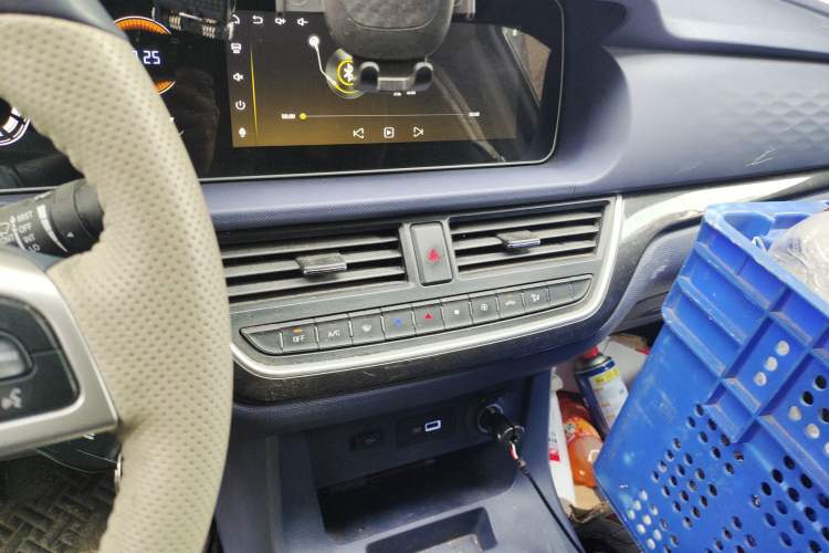 Used BAW Ruisheng Ace M7 2025 1.6L Manual Long Wheelbase Comfort Version 5 Seats Audio And AC Panel