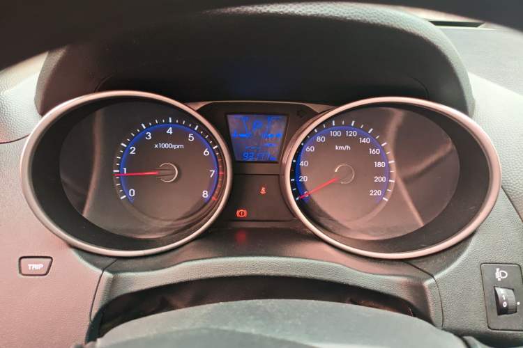 Used Hyundai ix35 2013 2.0L Automatic 2WD Comfort GL China IV Standard Instrument Cluster