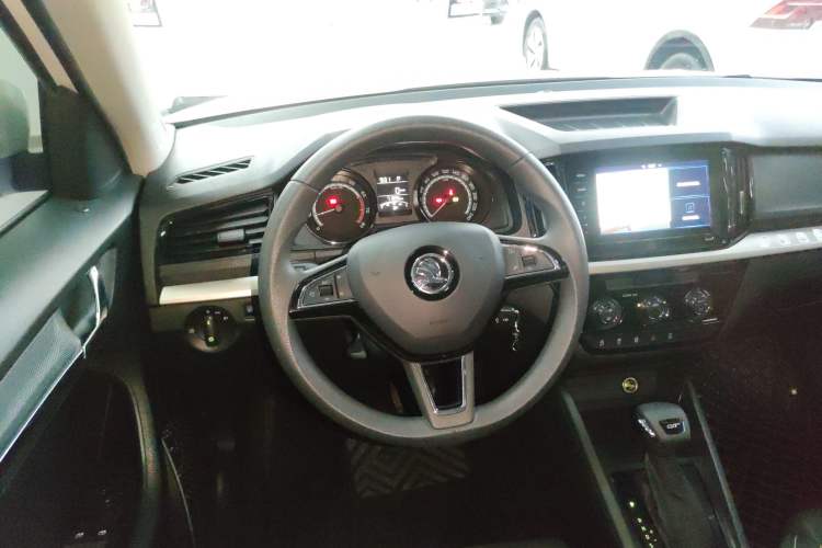 Used Skoda Kamiq 2020 GT 1.5L Automatic Comfort Edition China VI Standard Steering Wheel