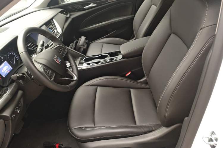 Used Buick Regal 2024 25T Deluxe Edition
