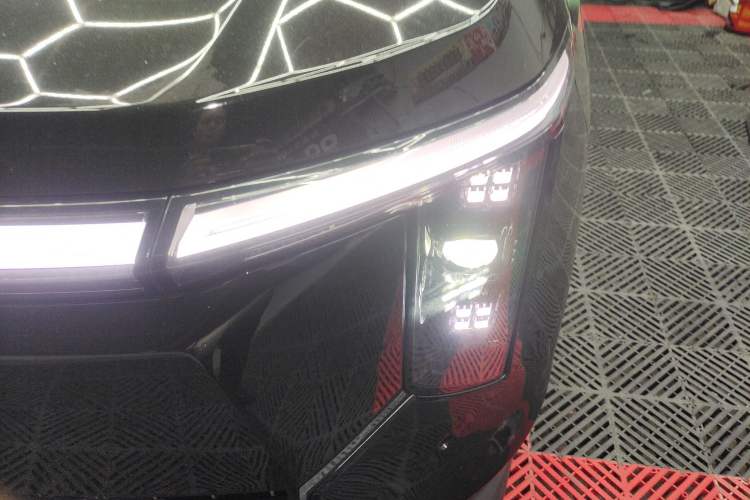 Used SAIC MAXUS Dajia 7 2024 Super Hybrid Ultra-Long Range Edition – Premium Version