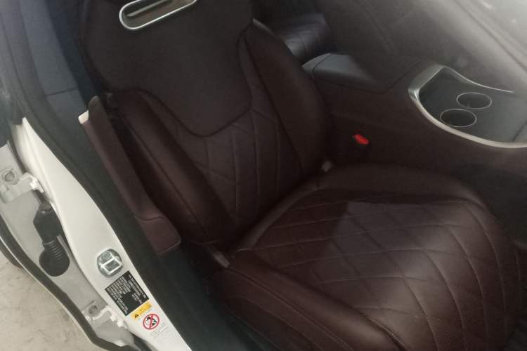 Used Avatr 11 2025 Year Updated Max Extended-Range Version Right Front Seat