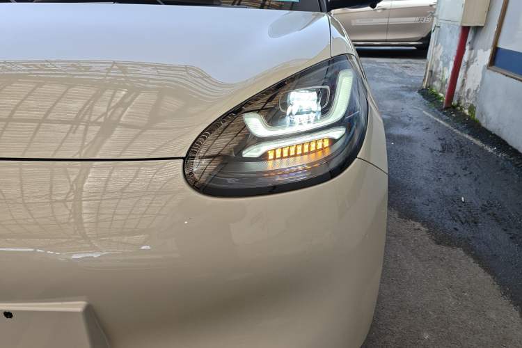 Used Wuling Bingo 2023 410 km Lingxi Deluxe Edition
